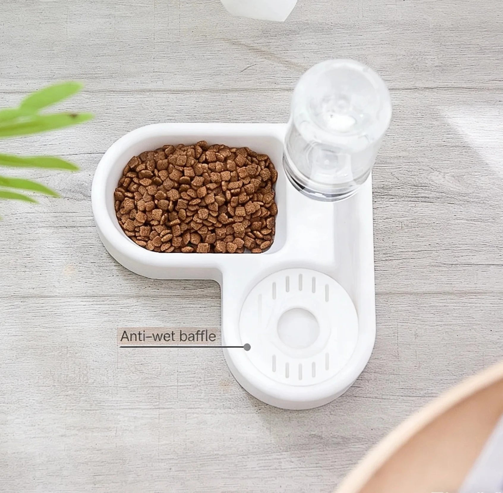 Comedero Doble para Perros y Gatos con Bebedero Automático 2 en 1