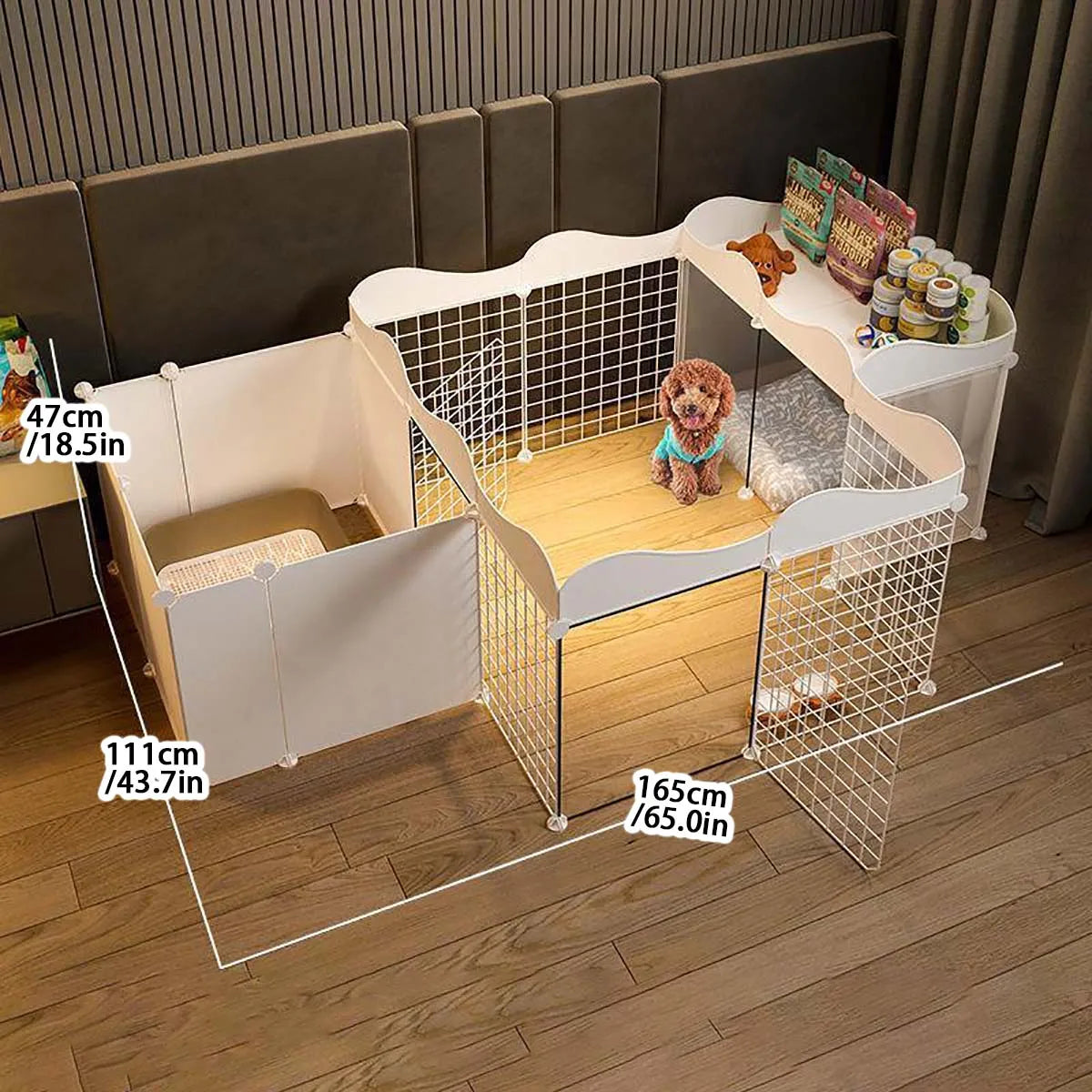 Parque y caseta interior para perros pequeños con zona higiénica